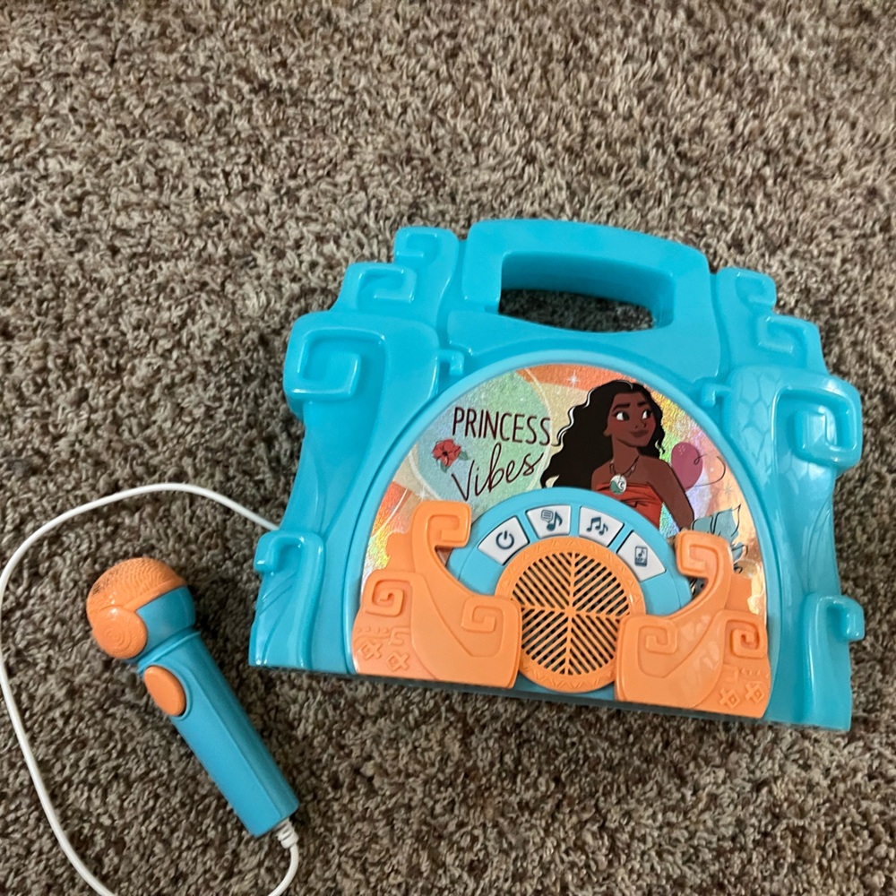 Moana Karaoke Machine